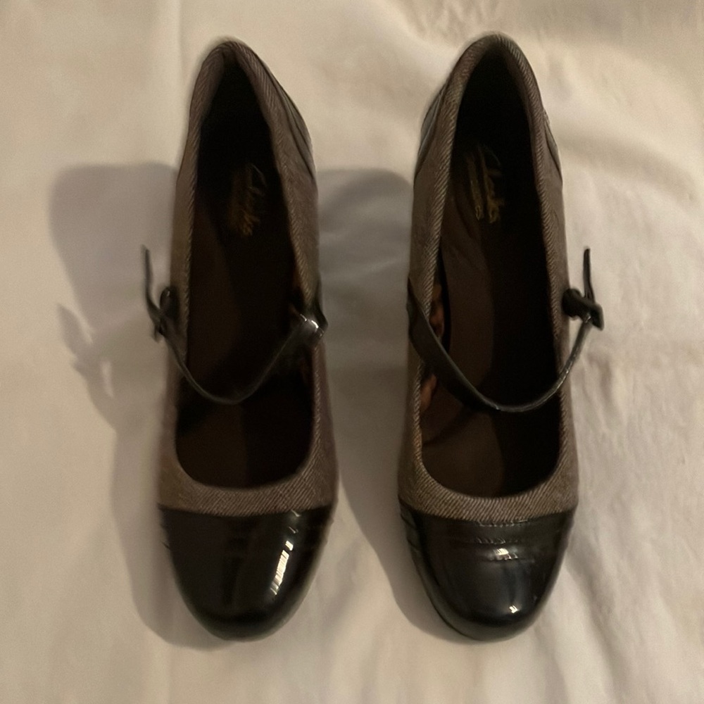 Clarks Patent Brown Tweed Comfort Heels with Retro Secretary Chic with Strap